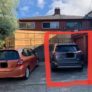  Holiday home Location In Charming Downtown Ballard! Rare Find!